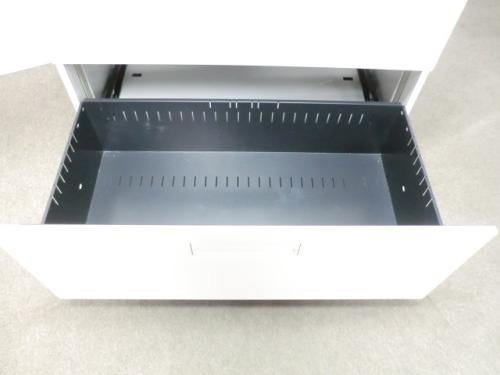 コクヨ / エディア / ホワイト / 上下連結キャビネット