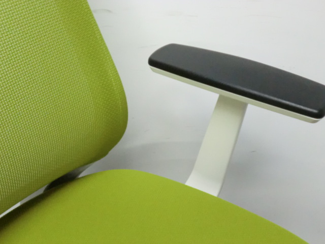 コクヨ/ミトラ/ライトグリーン / 【中古】 OAチェア肘有