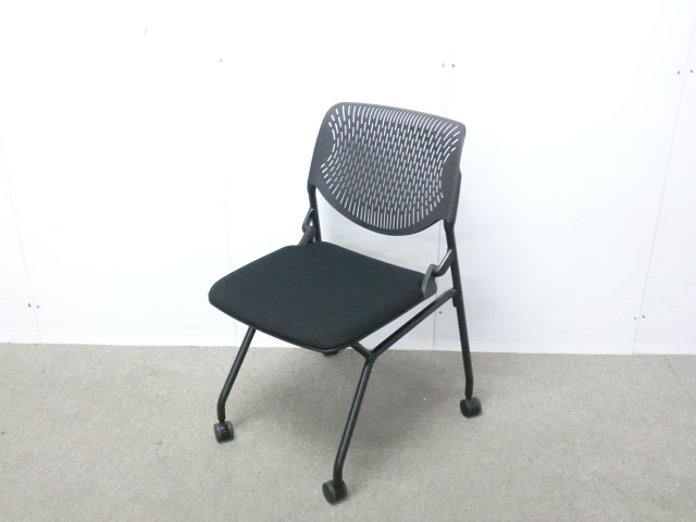 オカムラ / ルナ / ブラック / 【中古】 カトチェア
