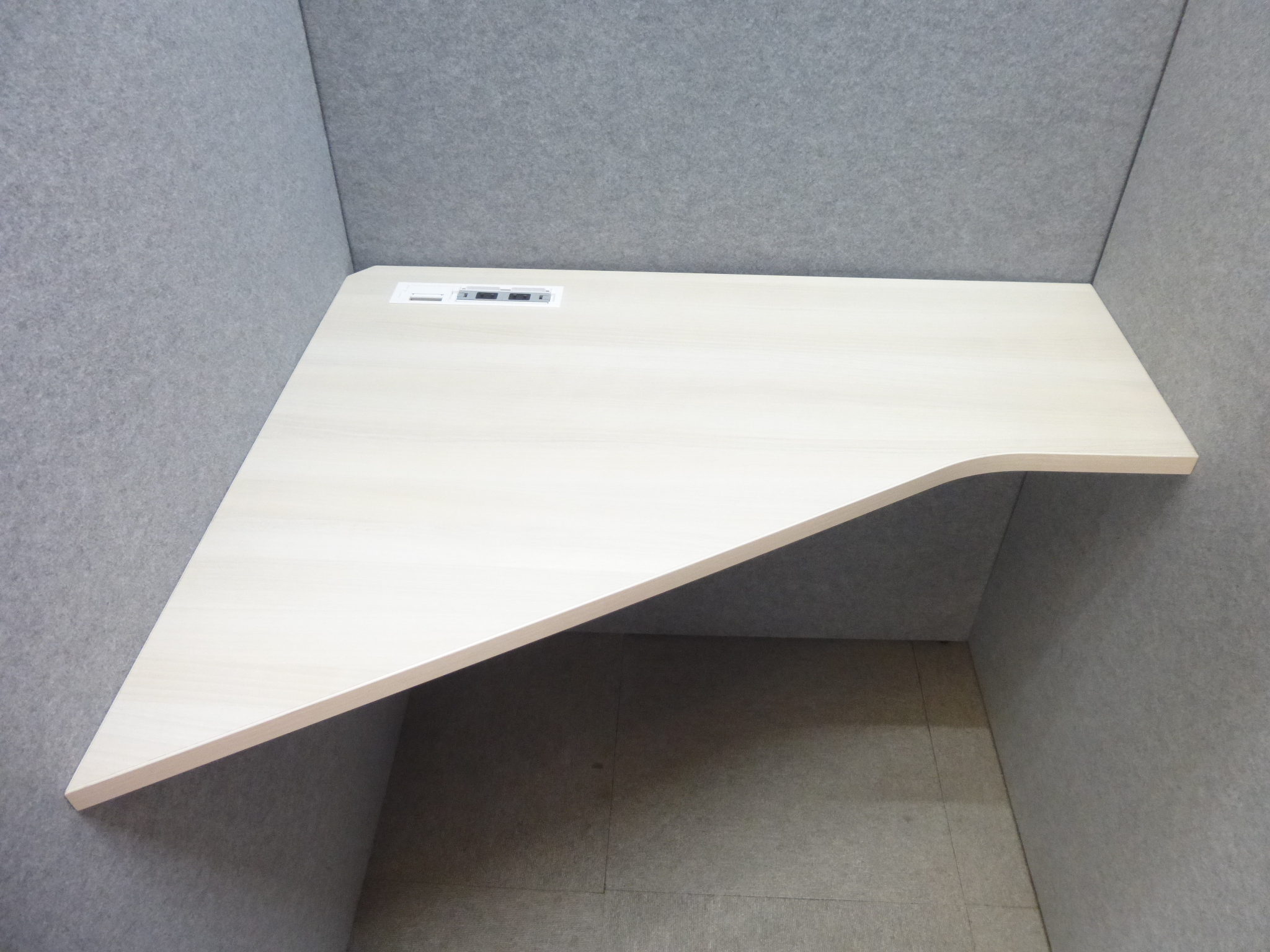 オカムラ/ドレープ/イエロー/4WAV2P-MX61