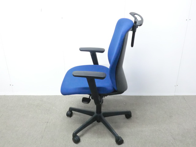 オカムラ/スラート/ ブルー /C386ZR-FS 【中古】 OAチェア肘有り/ 0016324-1