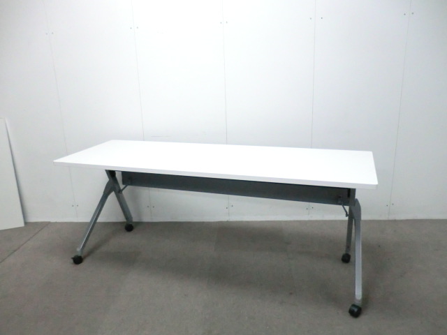 オカムラ / フラプター / ホワイト / 81F1AB MG99 【中古】 フォールディング