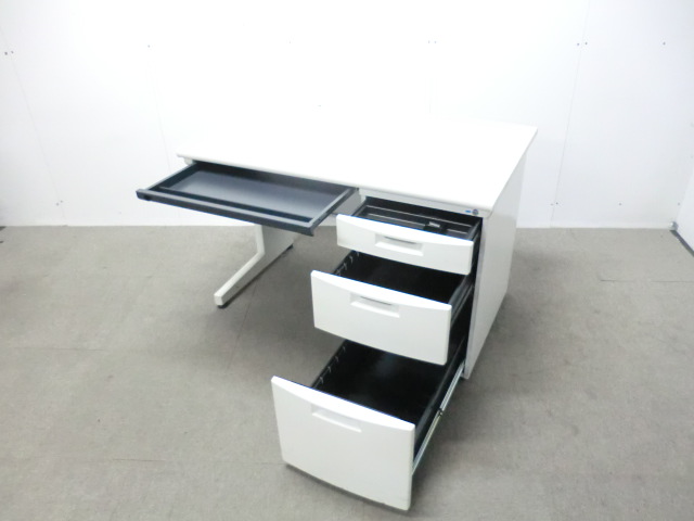 イトーキ / CZ / ホワイト / CZN-117CAB-W9W9 【中古】 片袖デスク