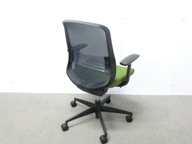 コクヨ / シロッコ / グリーン / CRS-G2622F6 【中古】 OAチェア肘有