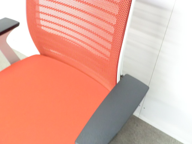 Steelcase /Think / オレンジ / 【中古】