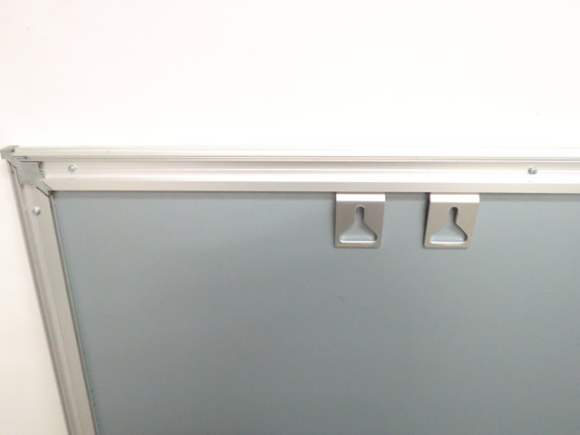 壁掛けホワイトボード / ホワイト 【中古】