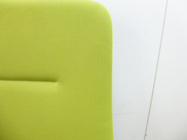 イトーキ/モーヴ/ライトグリーン/肘有/【中古】