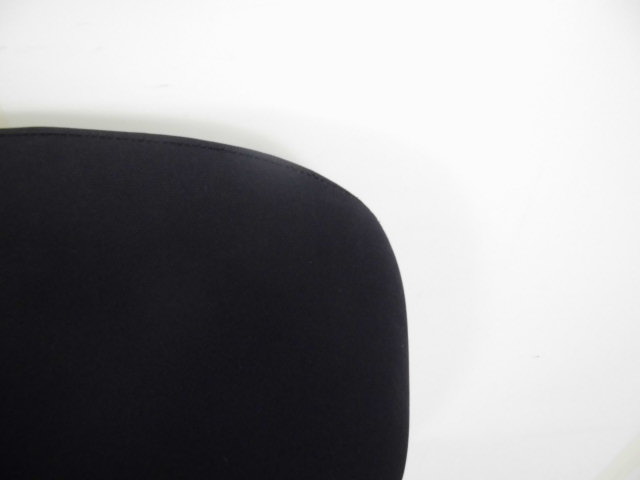 ウチダ / エニーザ / ブラック / OAチェア肘無