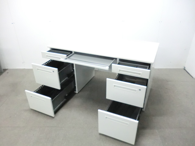 ライオン / ホワイト / LDV-T147-W 【中古】 両袖デスク