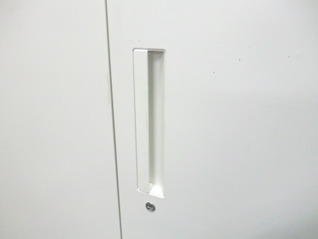 ウチダ / HS / ホワイト / 5-825-1212 【中古】 両開きキャビネット