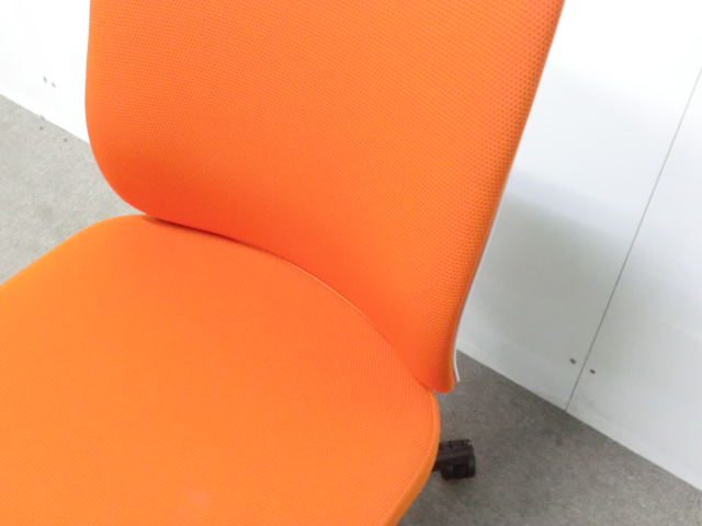 コクヨ / ウィザード2 / オレンジ / 【中古】 OAチェア肘無し