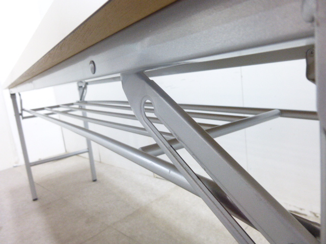 ホワイト/折り畳みテーブル/奥行450/【中古】