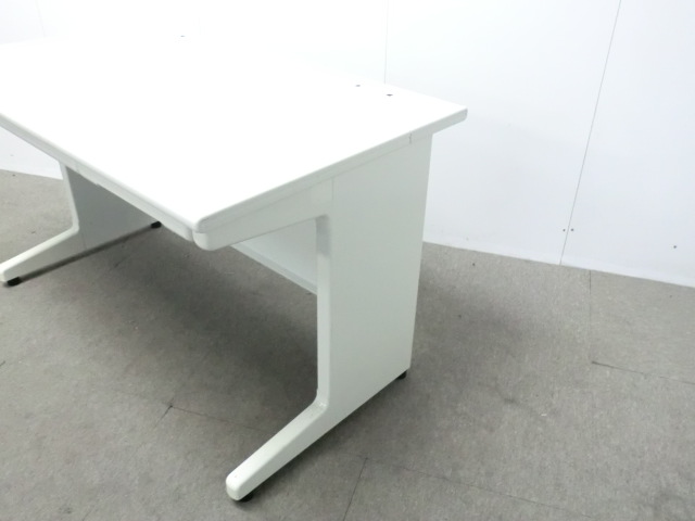プラス / LA / ホワイト / 【中古】 平デスク