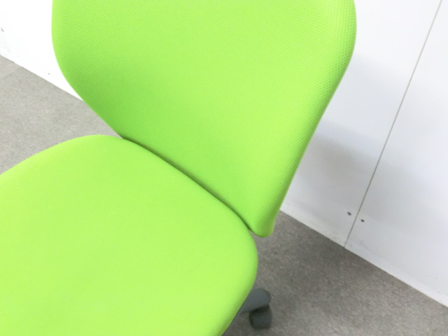 アイコ / ライトグリーン / OA-1000 【中古】 OAチェア肘無し