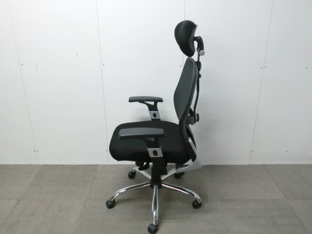 OAチェア肘有 / ブラック / 【中古】