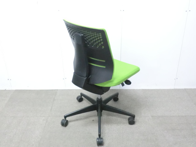 コクヨ/ウィザード/ライトグリーン/【中古】OAチェア肘無し
