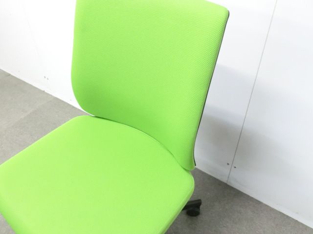 コクヨ/ウィザード/ライトグリーン/【中古】OAチェア肘無し