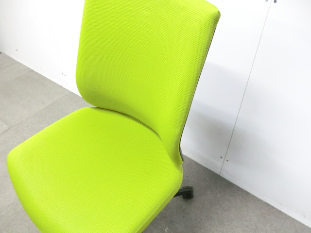 コクヨ/ウィザード3/ライトグリーン/【中古】OAチェア肘無