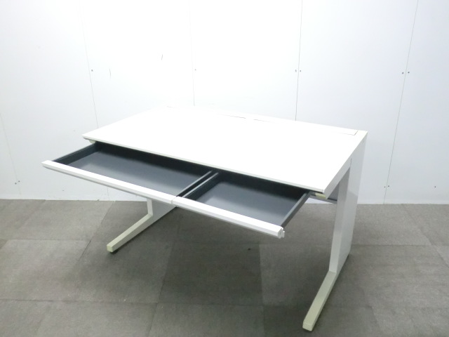 コクヨ/IS/ホワイト/【中古】 平デスク / 引出ホワイト