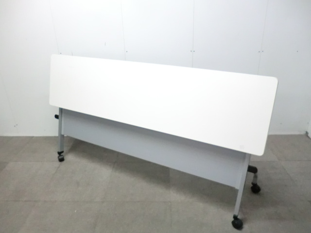 フォールディング / ホワイト / 【中古】 並行スタック