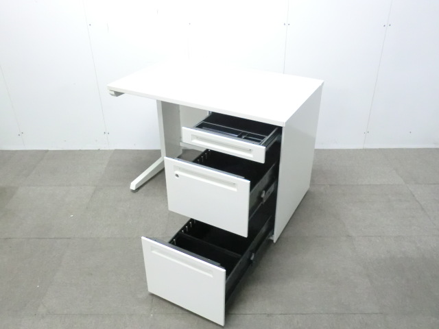 オカムラ/アドバンス / ホワイト / 【中古】 片袖デスク