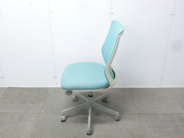 オカムラ CG-M ライトブルー 中古 OAチェア肘無し オフィスチェア 事務椅子 Okamura