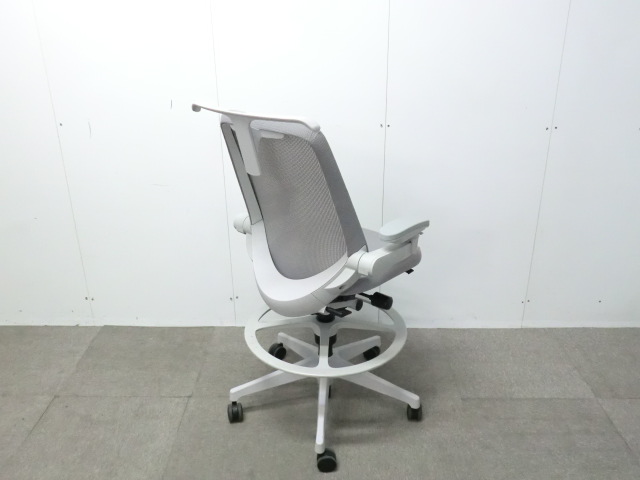 イトーキ/ ノート / グレー / 【中古】 OAチェア肘有