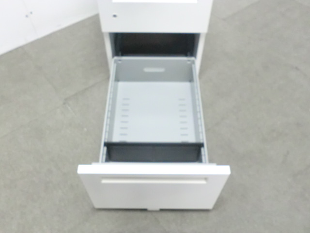 ウチダ / ST / ホワイト / 【中古】 3段ワゴン