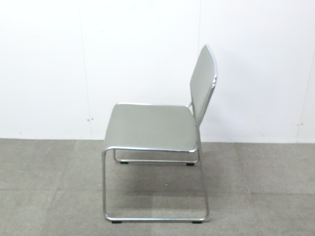 スタッキングチェア / グレー / 【中古】