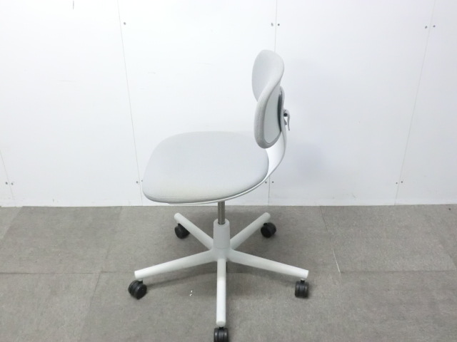 Vitra/ルーキー/ライトグレー/【中古】OAチェア肘無し